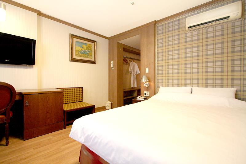 Changwon Olympic Hotel Exterior foto